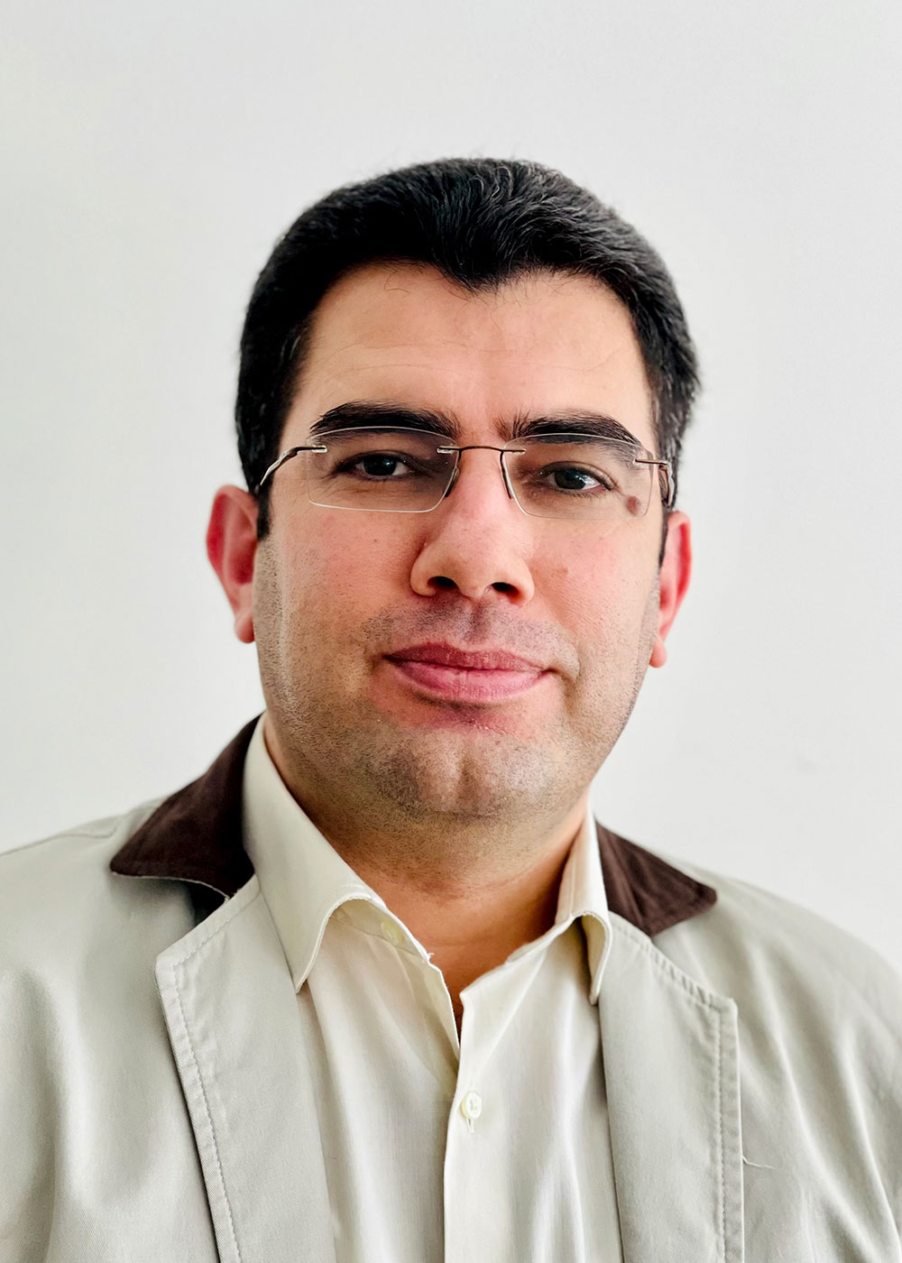 Dr. Esmaeil Amiri
